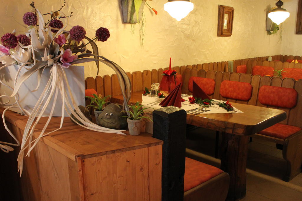 Hotel Restaurant Wolfsschlucht บัดมึนสเตอร์ไอเฟิล ภายนอก รูปภาพ