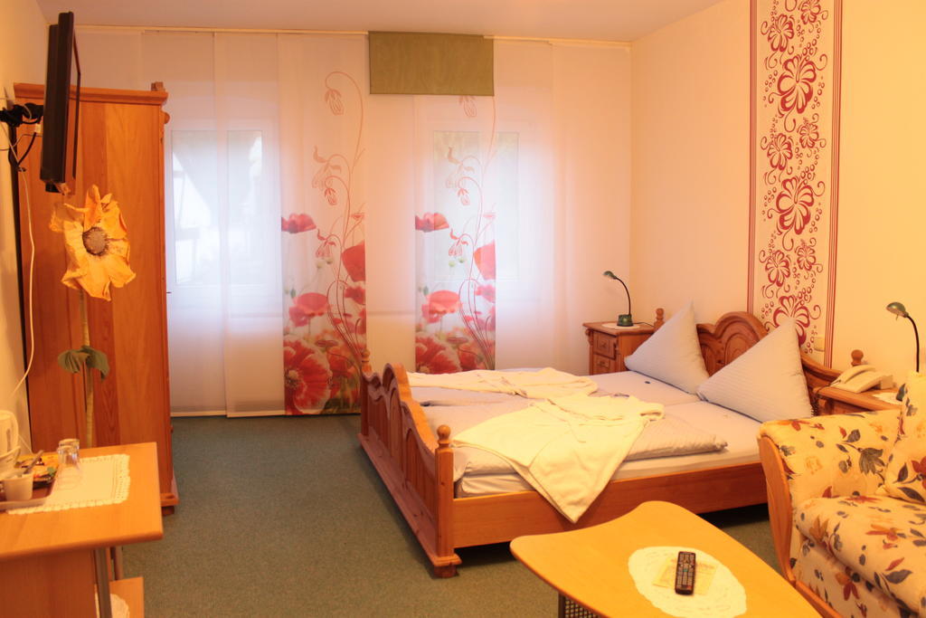 Hotel Restaurant Wolfsschlucht บัดมึนสเตอร์ไอเฟิล ภายนอก รูปภาพ