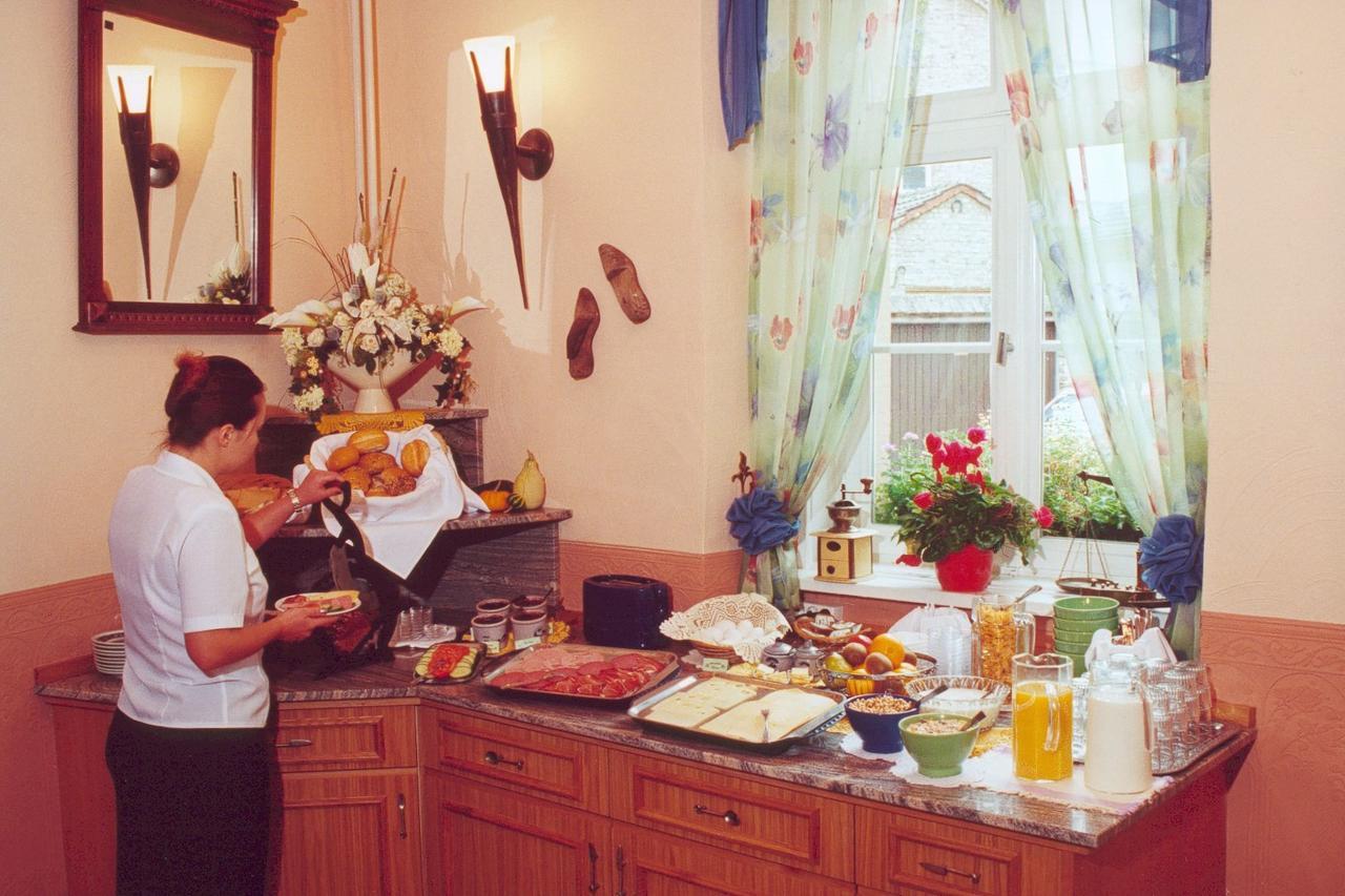 Hotel Restaurant Wolfsschlucht บัดมึนสเตอร์ไอเฟิล ภายนอก รูปภาพ